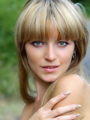 Met Models - Barzas - Lisa E