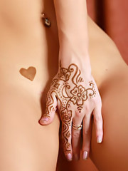 Av Erotica - Henna - Brigitte