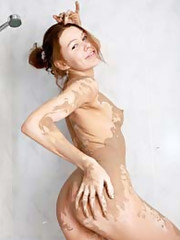 Av Erotica - Muddy - Brigitte